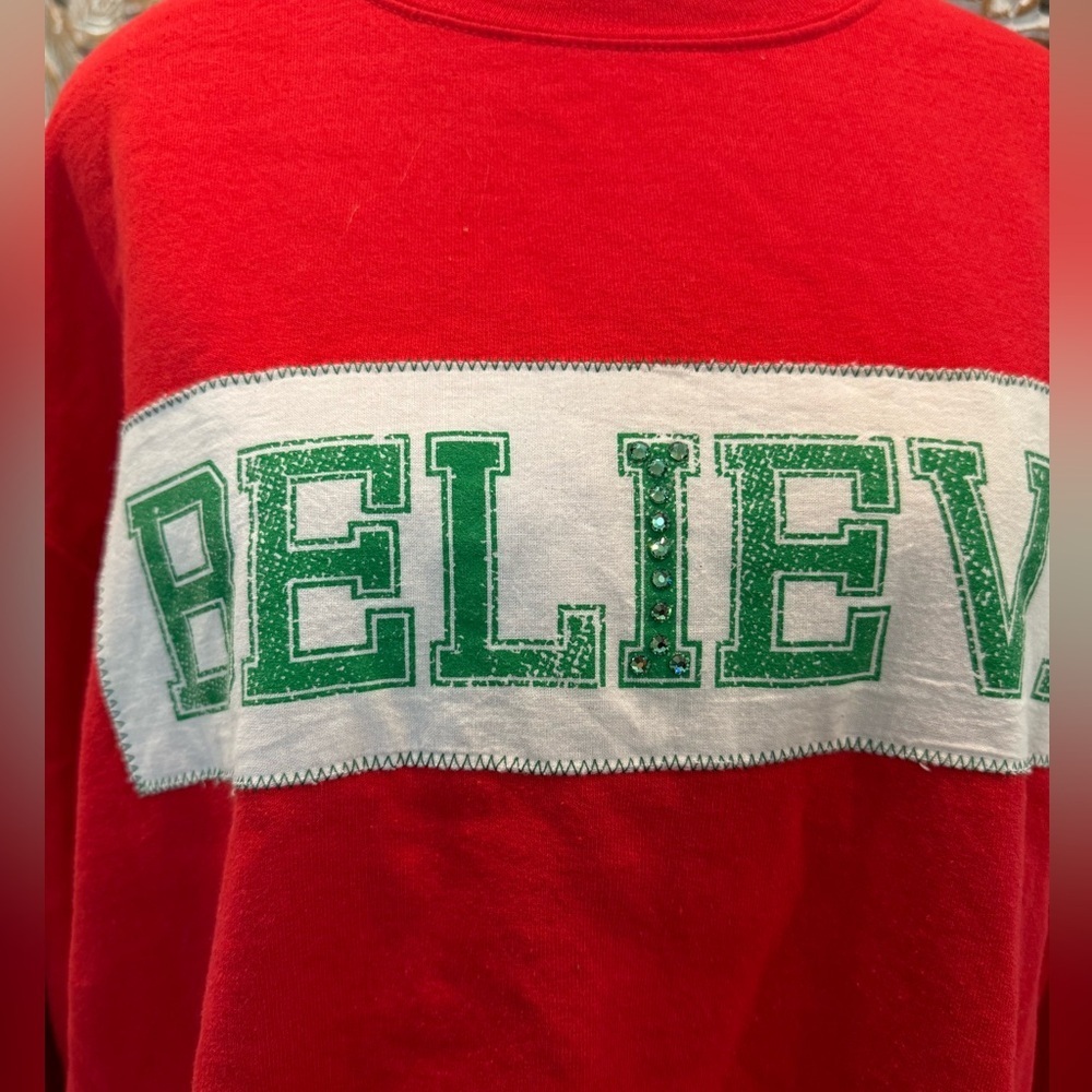 BELIEVE Sweatshirt- M - Picture 2 of 6